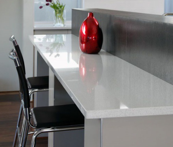 Stone in the kitchen: advantages, options and care!